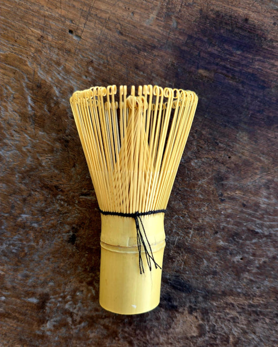 Fouet à matcha traditionnel (CHASEN) en bambou - 80 brins